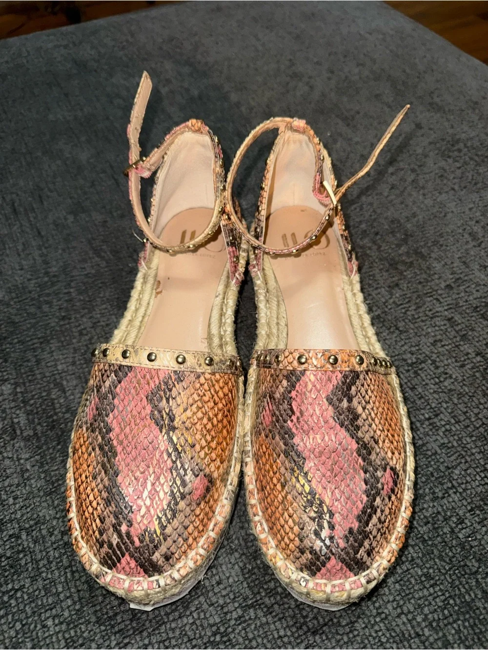 JLO Jennifer Lopez Snakeskin Espadrille Platform Flats Size 7.5